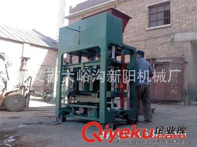供應(yīng)直銷液壓小型磚機(jī)與全自動水泥空心免燒磚設(shè)備